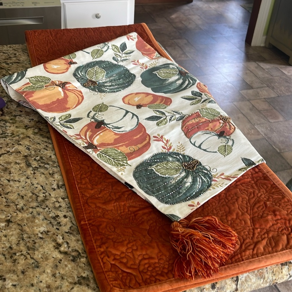 Fall table runner